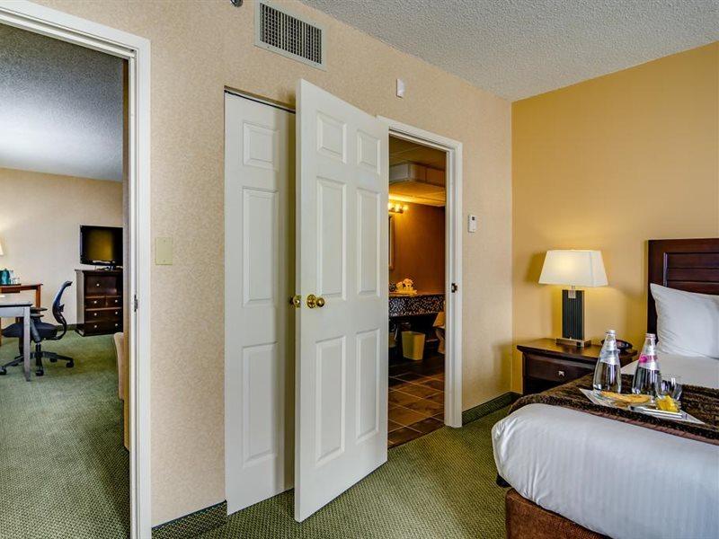 Sawridge Inn And Conference Centre Edmonton South Ngoại thất bức ảnh